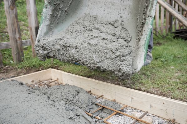 Cost of Yard Concrete Pouring in Arlington